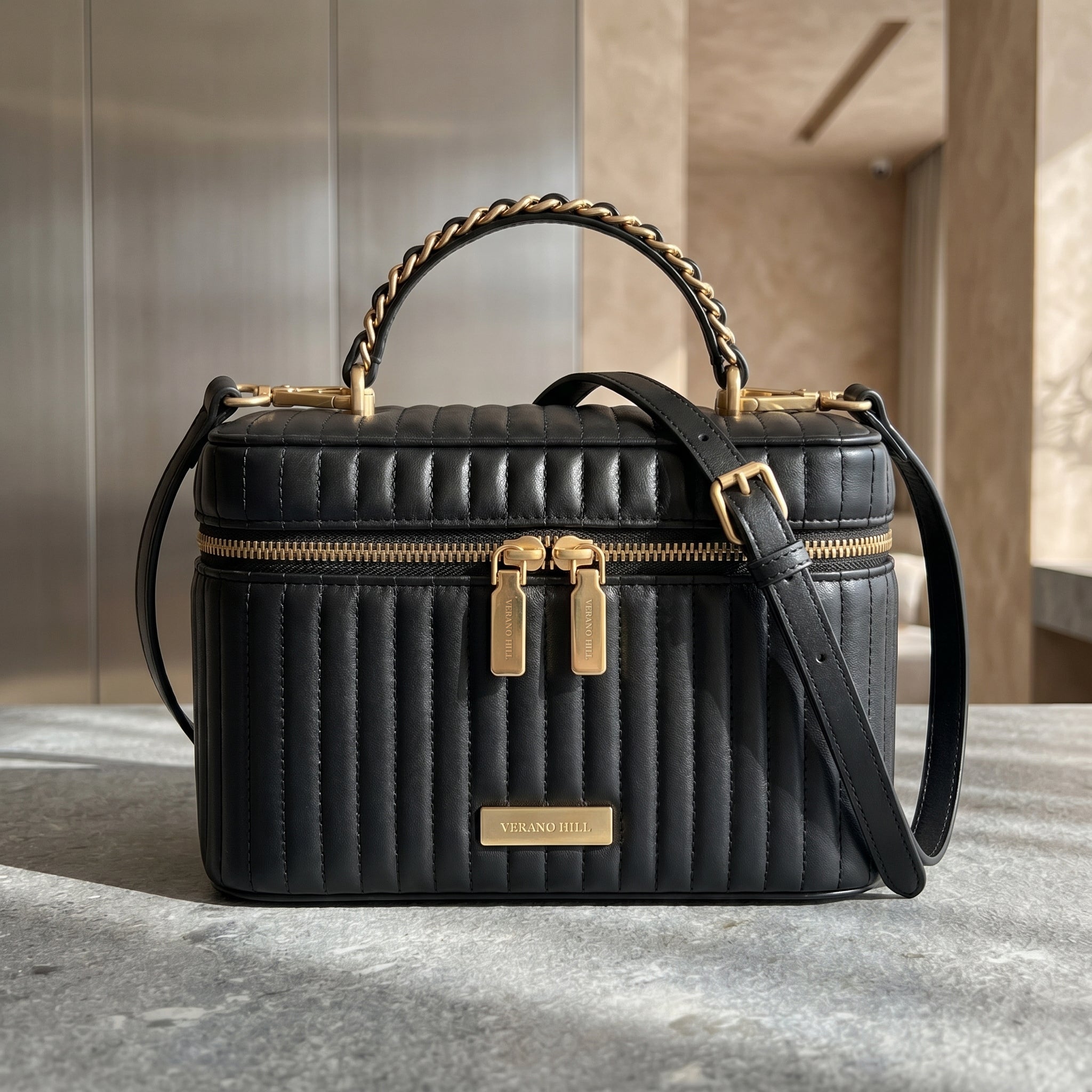 Avelis Vanity Case