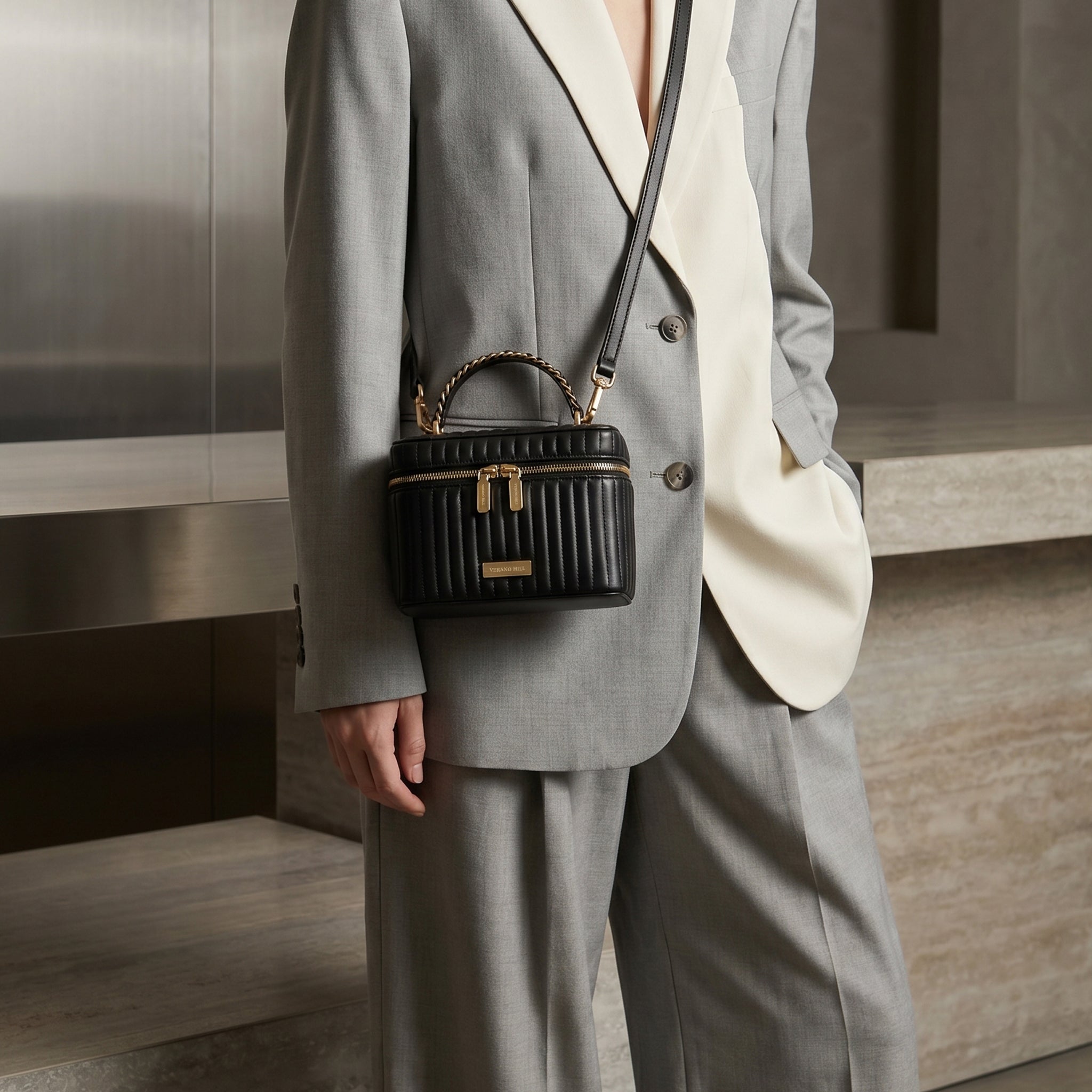 Avelis Vanity Case