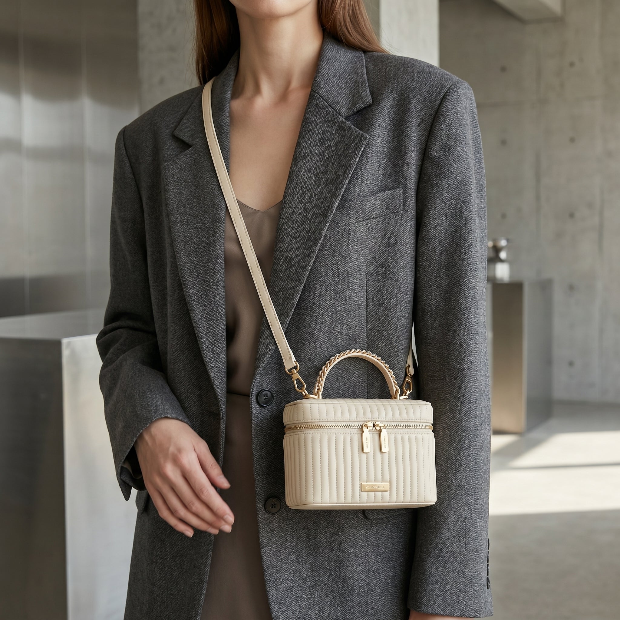Avelis Vanity Case