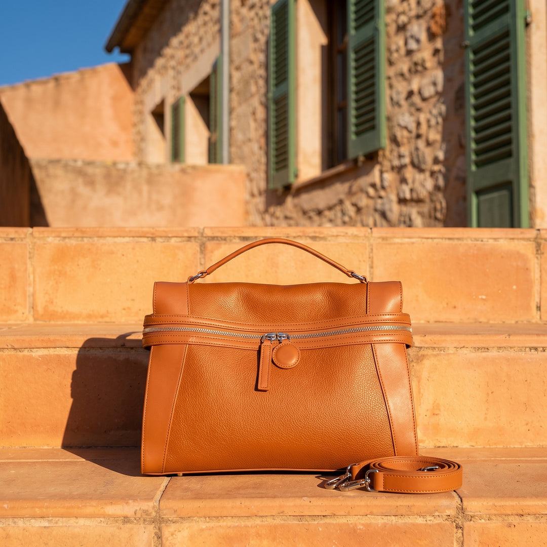 Harper Leather Tote